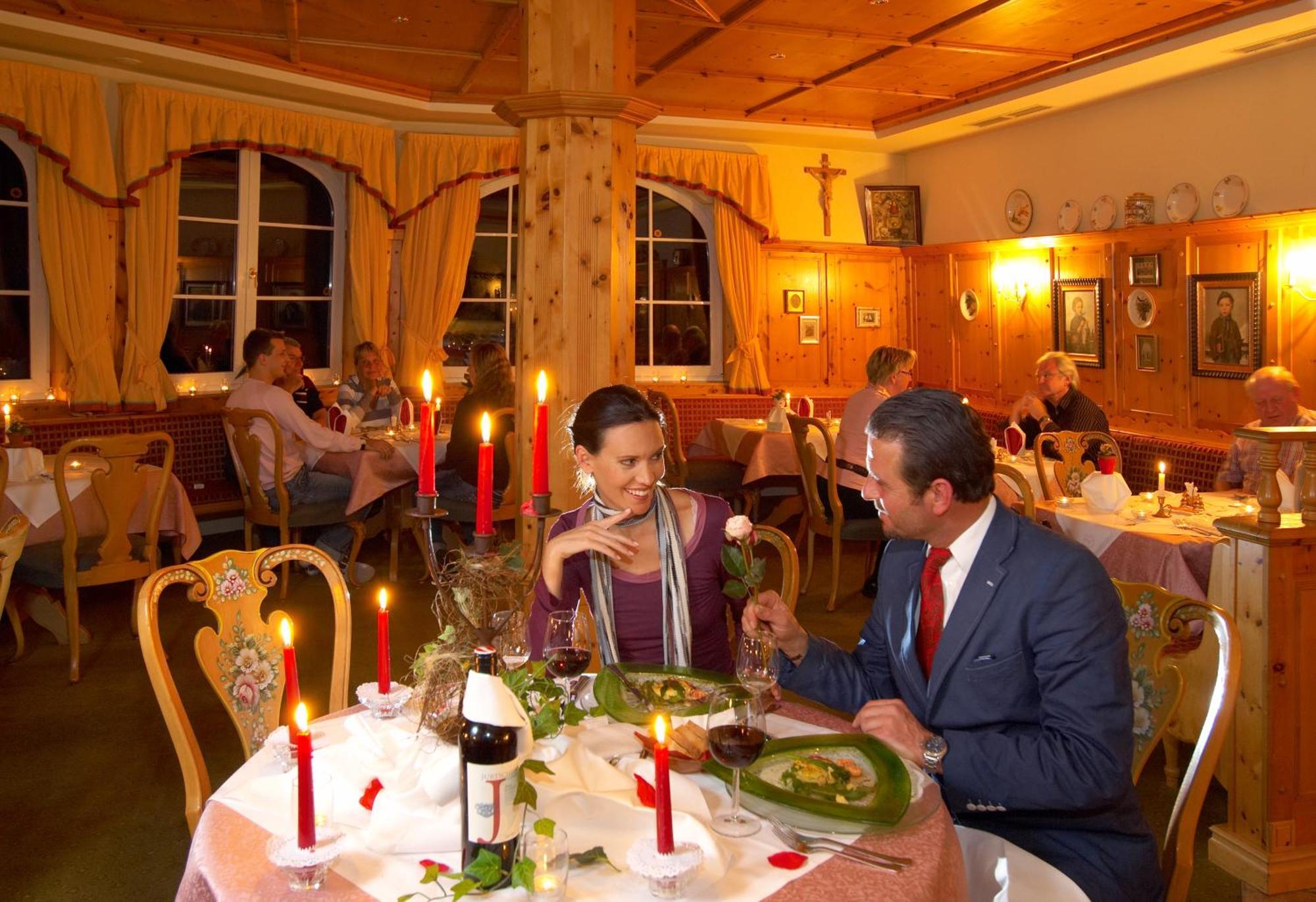 Wohlfuehlresort Und Feriengut Martinerhof Sankt Martin am Tennengebirge Dış mekan fotoğraf