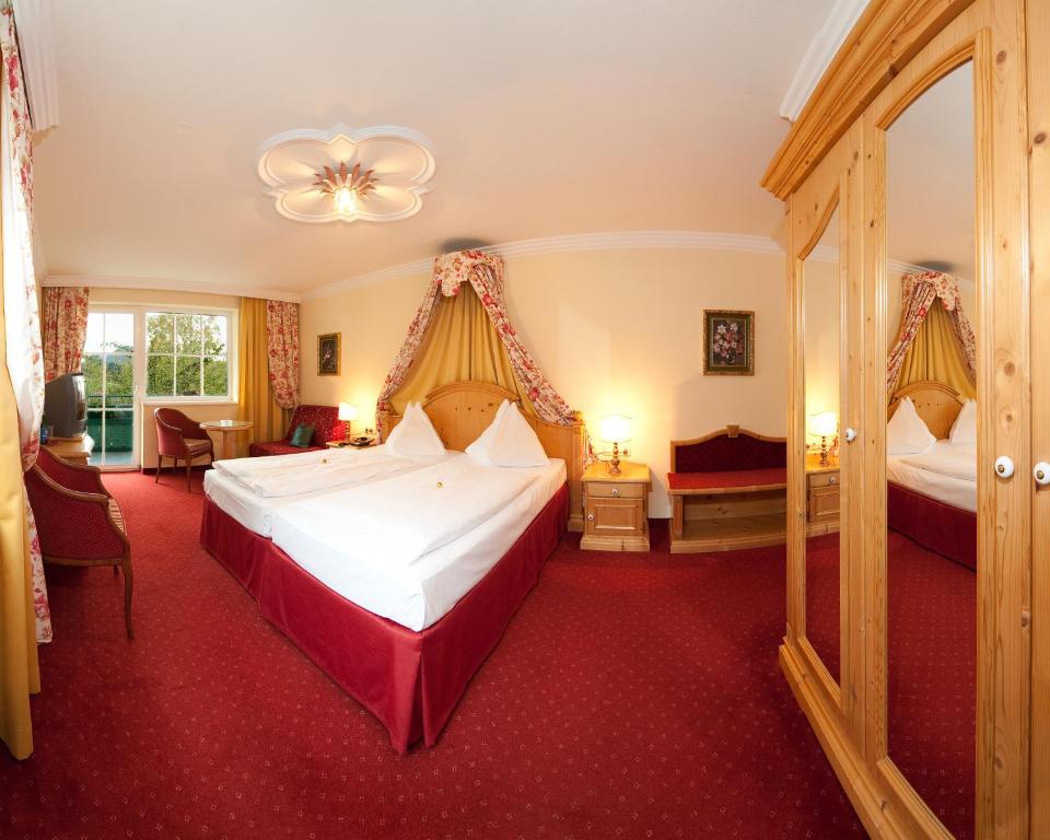 Wohlfuehlresort Und Feriengut Martinerhof Sankt Martin am Tennengebirge Oda fotoğraf