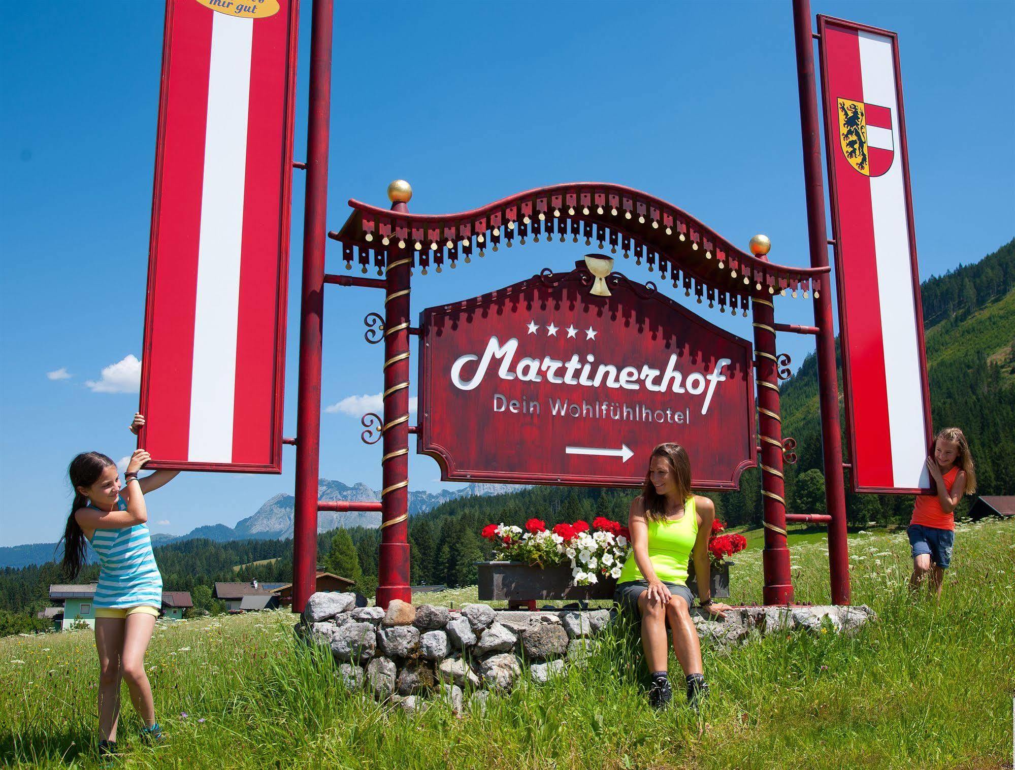 Wohlfuehlresort Und Feriengut Martinerhof Sankt Martin am Tennengebirge Dış mekan fotoğraf