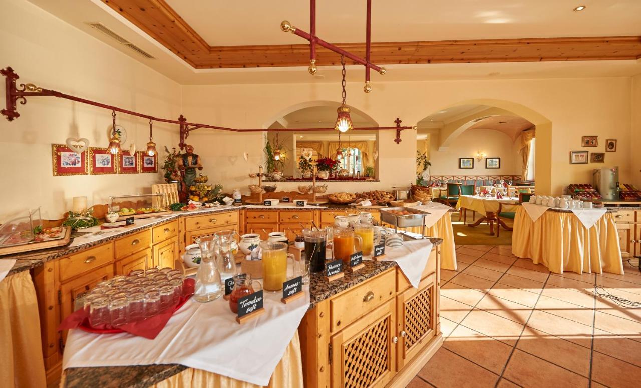 Wohlfuehlresort Und Feriengut Martinerhof Sankt Martin am Tennengebirge Dış mekan fotoğraf
