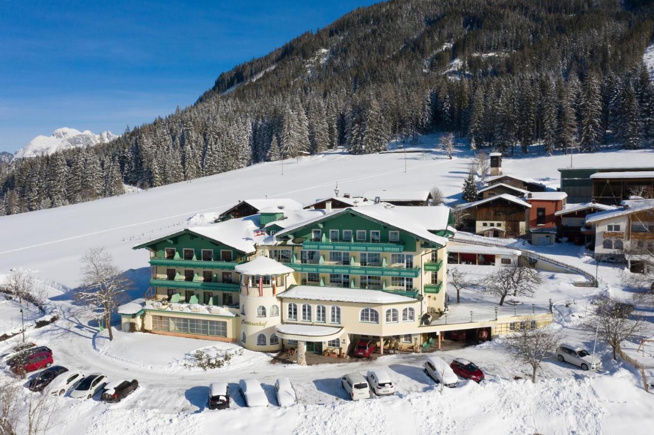 Wohlfuehlresort Und Feriengut Martinerhof Sankt Martin am Tennengebirge Dış mekan fotoğraf